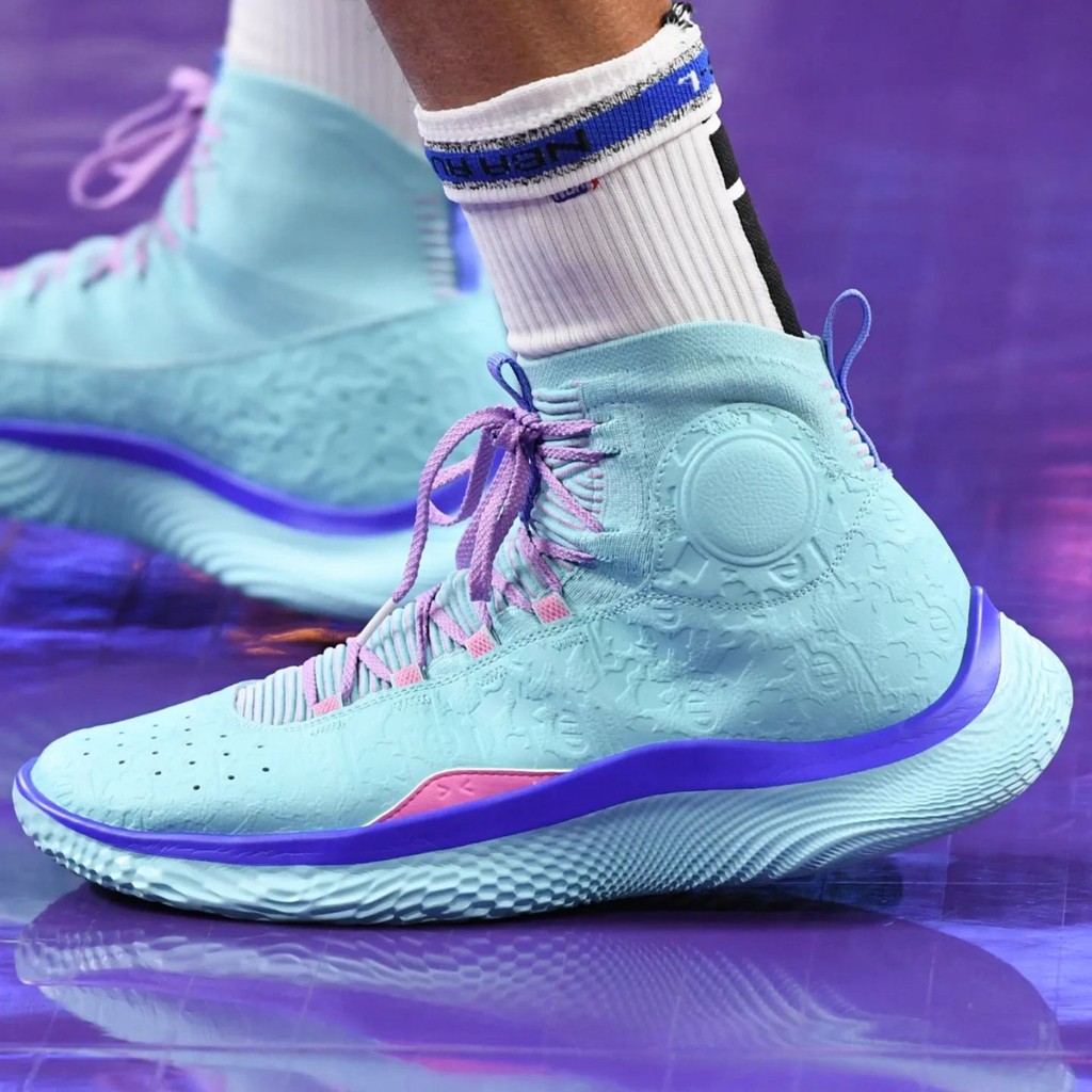 NBA,詹姆斯,德罗赞,东契奇,库里,UA,Nike,Air  NBA 上脚合集！罕见 Kobe 8 亮相！真的美如画！